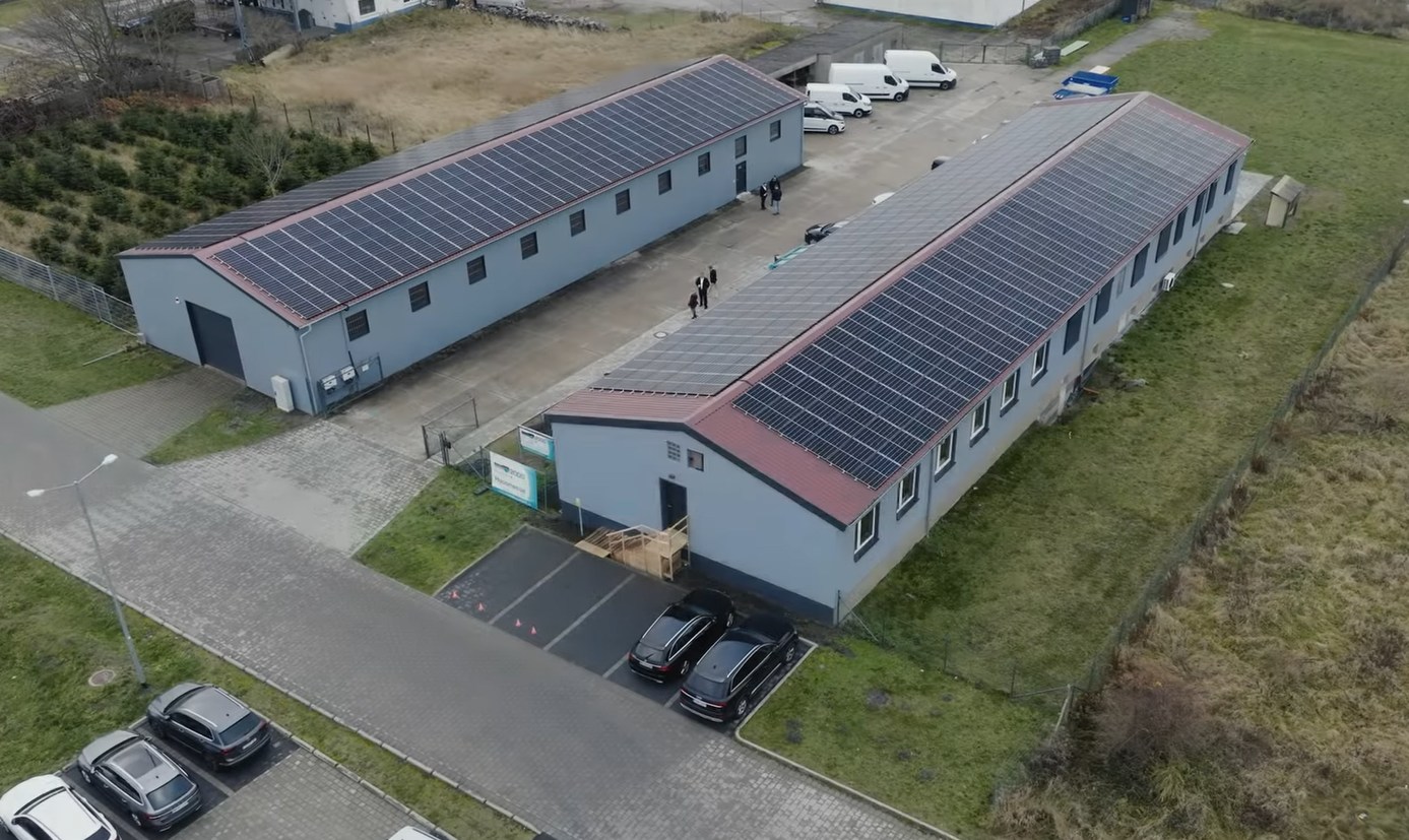 Luftaufnahme des Unternehmensstandorts von EDV und Büro 2000 in Beeskow